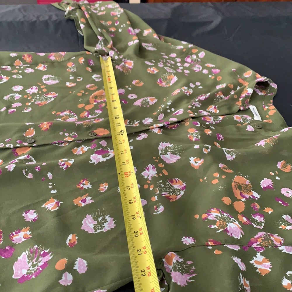 Max Studio Top. Multi Color- Mainly Green. See Ph… - image 8